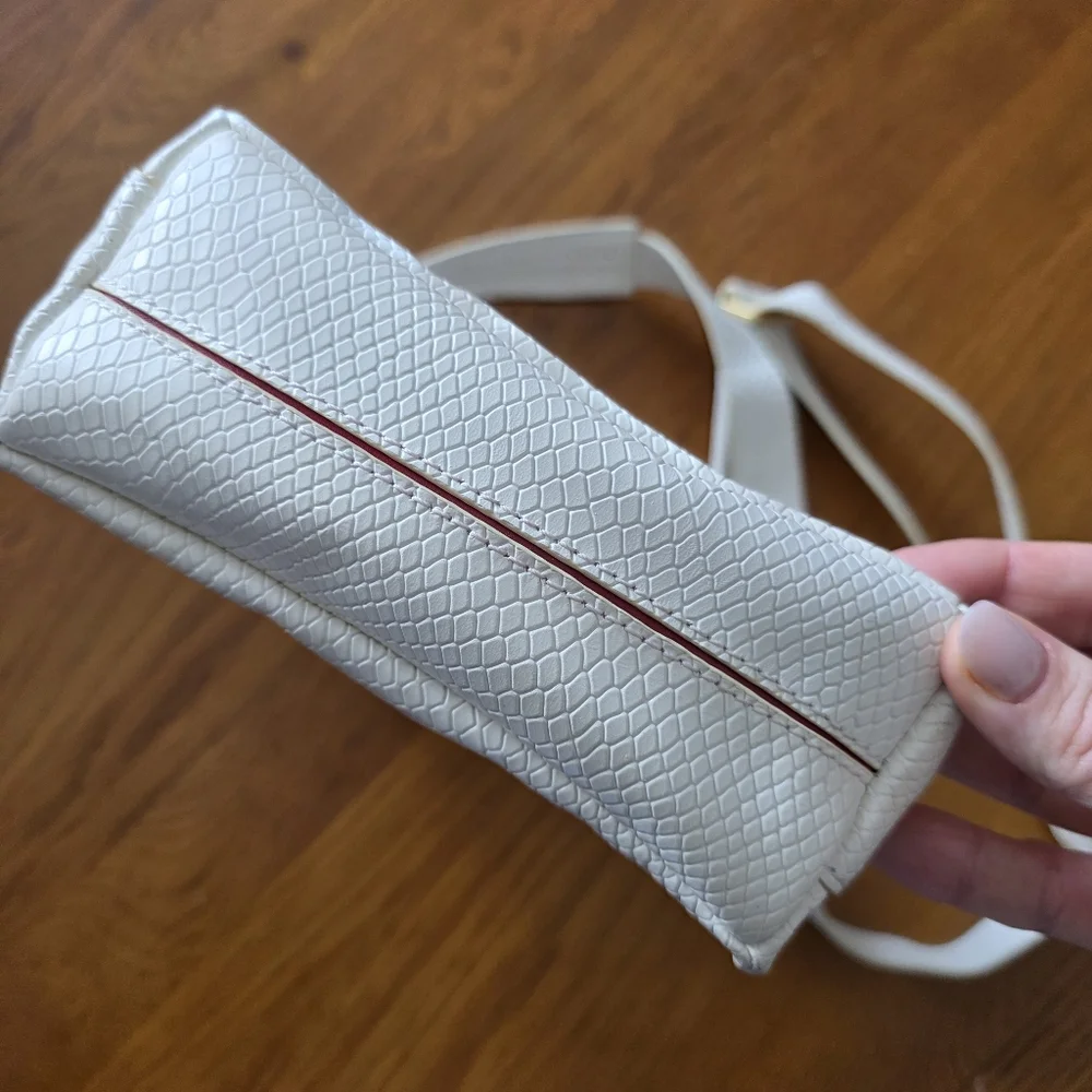 Hammitt DAVIS Small White Embossed Snake Skin Brushed Gold Crossbody Bag Purse - Picture 7 of 10